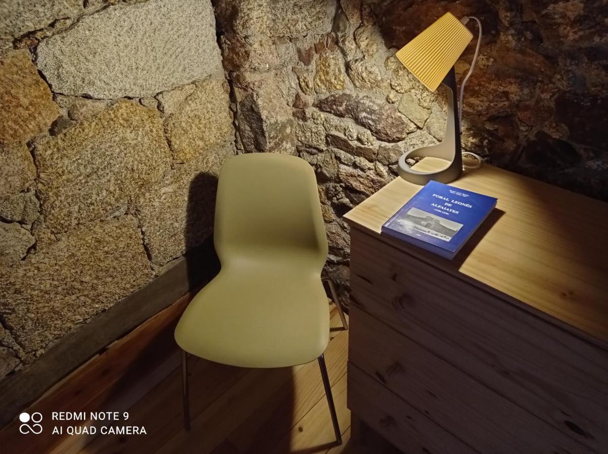 Casas Do Torreao 3 Casas De Alojamento Local Alfaiates المظهر الخارجي الصورة